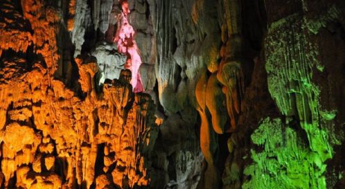Grotte Trinh Nu - Croisière à la baie d'Halong